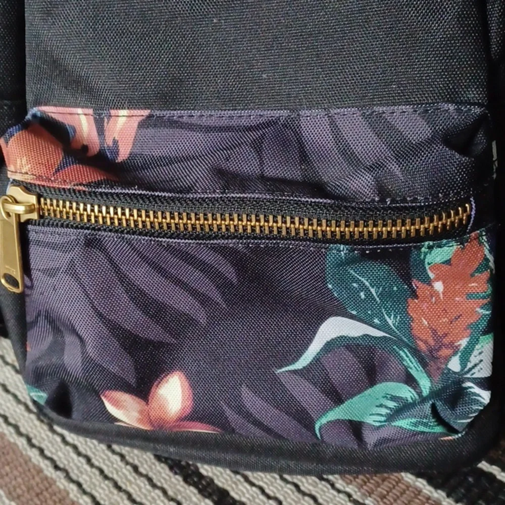 Herschel backpack - Picture 3 of 16